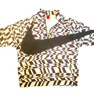 Rare: Vintage’ (Big Logo) Nike Double Swoosh Windbreaker